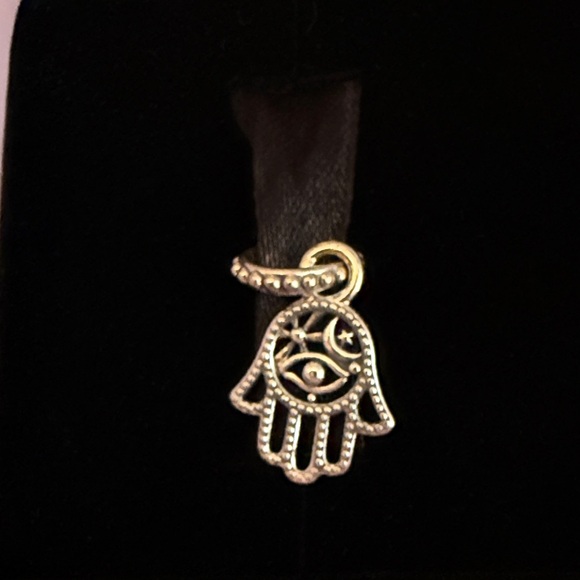 Pandora Hamsa charm - Picture 1 of 2